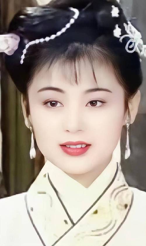95网主播 雨夜俱乐部